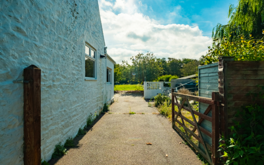 2 Kinross Cottages